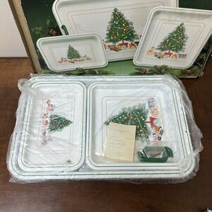 Vintage 1985 Himark Christmas Tree 3 Piece Lacquerware Tray Set Made Japan w Box